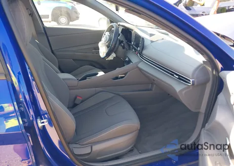 2023 Hyundai Elantra Sel z USA, uszkodzony, nr VIN KMHLM4AG1PU436858